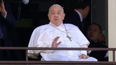 Francisco sufrió dos episodios de insuficienciarespiratoria aguda en horas recientes. Francisco sufrió dos episodios de insuficienciarespiratoria aguda en horas recientes.