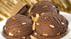 Nueve de cada 10 argentinos consumen helado artesanal a lo largo de todo el año. Nueve de cada 10 argentinos consumen helado artesanal a lo largo de todo el año.