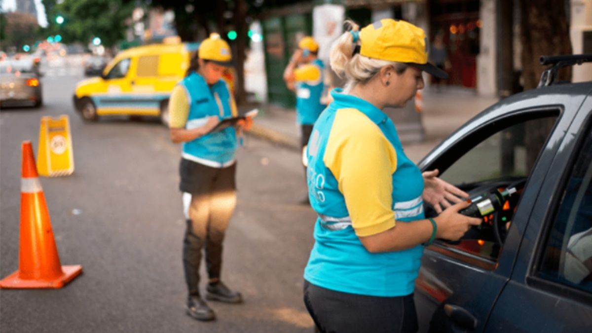 Cuánto cuestan las multas de tránsito en CABA en mayo 2026 y cómo chequear si tenés una