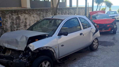 Una adolescente manejaba alcoholizada y chocó en Mar del Plata. Una adolescente manejaba alcoholizada y chocó en Mar del Plata.