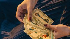 Tarot Milenario realiza diariamente predicciones mediante su canal de YouTube. Tarot Milenario realiza diariamente predicciones mediante su canal de YouTube.