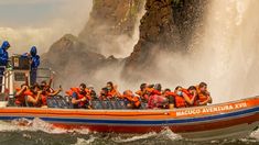 Se desplegó un fuerte operativo de seguridad en las Cataratas. Se desplegó un fuerte operativo de seguridad en las Cataratas.