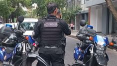 La Policía detuvo a los cuatro sospechosos en Rosario. La Policía detuvo a los cuatro sospechosos en Rosario.