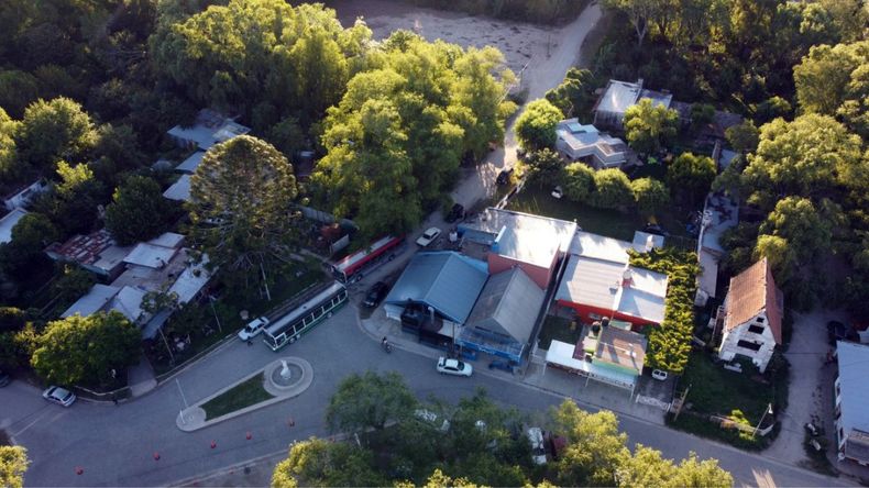 Escapadas A 1 Hora De Buenos Aires: La Playa Hermosa Que No Todos Conocen