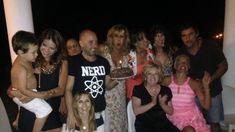 El doble festejo de Georgina, Los locos Grimaldi y Familia de Mujeres El doble festejo de Georgina, Los locos Grimaldi y Familia de Mujeres
