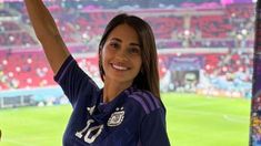 Antonela Roccuzzo mostró el conjunto deportivo con el que entrena en el calor de Qatar. Antonela Roccuzzo mostró el conjunto deportivo con el que entrena en el calor de Qatar.
