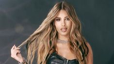 Julieta Poggio mostró la microbikini ideal para el 2024: ultracavada y con estampado. Julieta Poggio mostró la microbikini ideal para el 2024: ultracavada y con estampado.