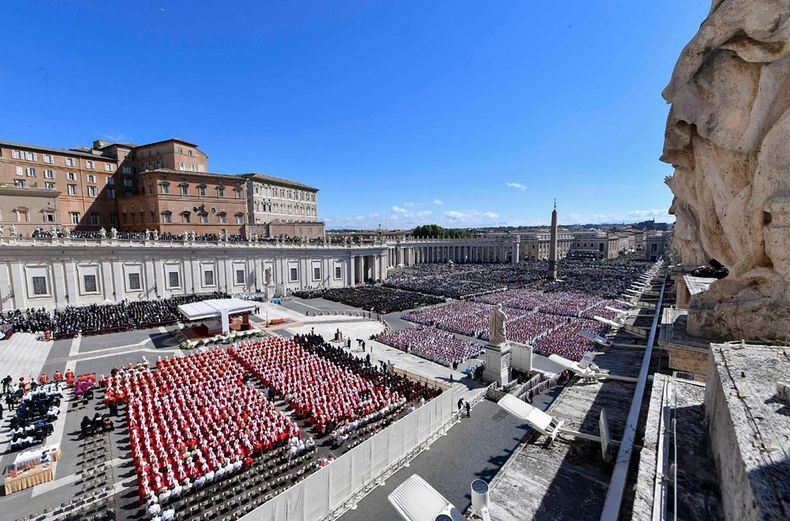 Histórico funeral en el Vaticano para despedir al papa Francisco. Histórico funeral en el Vaticano para despedir al papa Francisco.