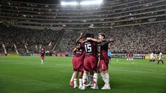 River se transformó en el primer equipo en llegar a las 200 victorias en la historia de la Copa Libertadores. River se transformó en el primer equipo en llegar a las 200 victorias en la historia de la Copa Libertadores.