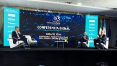 El ministro de Educación pidió vincular la educación técnica-profesional con el mundo del trabajo.