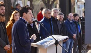 El ministro del Interior participó de la inauguración de una nueva oficina de Anses en la localidad pampeana de Santa Isabel.