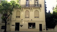 El Gobierno defendió el cierre del Instituto Juan Domingo Perón, tras la toma de su sede. El Gobierno defendió el cierre del Instituto Juan Domingo Perón, tras la toma de su sede.