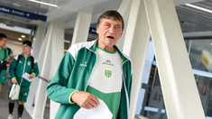 Julio César Falcioni dejó de ser el director técnico de Banfield. Fue el quinto mandato. Julio César Falcioni dejó de ser el director técnico de Banfield. Fue el quinto mandato.