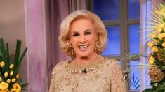 Polémica por la vacunación de Mirtha Legrand Polémica por la vacunación de Mirtha Legrand