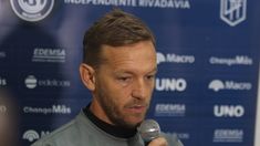 Martín Cicotello, DT de Independiente Rivadavia. Martín Cicotello, DT de Independiente Rivadavia.