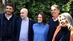 Rodríguez Larreta, Santilli y Carrió en Azul, junto a la aspirante a intendenta local Natalia Colomé. Rodríguez Larreta, Santilli y Carrió en Azul, junto a la aspirante a intendenta local Natalia Colomé.