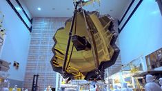 El Telescopio Espacial James Webb enfrenta particulas ultraviolenta. El Telescopio Espacial James Webb enfrenta particulas ultraviolenta.