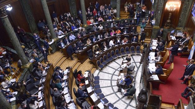 La Legislatura porteña pospuso para el viernes la sesión para suspender las PASO.