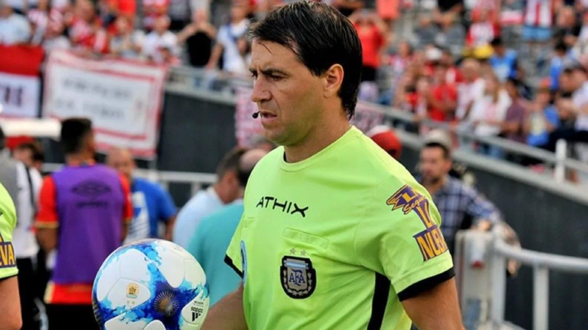 La Asociación Argentina de Árbitros respaldó a Héctor Paletta y repudió las 