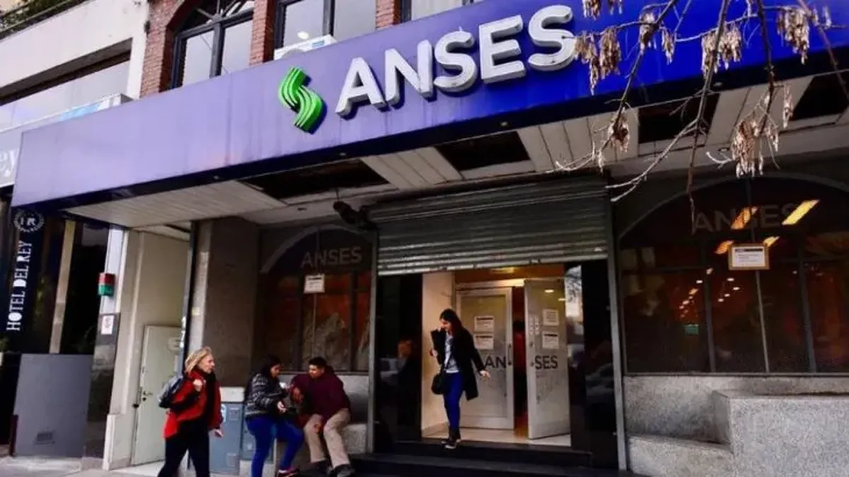 Denuncian a altos funcionarios de la ANSES por presuntas maniobras de corrupción y direccionamiento de contratos