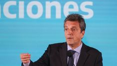 Massa destacó el trabajo de los diputados y consideró que la media sanción del Presupuesto 2023 es un primer paso para ordenar la economía.