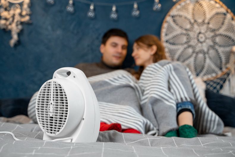Si se decide utilizar un ventilador durante la noche