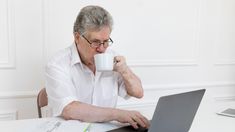 Los jubilados de cobren la mínma recibirán un bono de $55.000 en febrero. Los jubilados de cobren la mínma recibirán un bono de $55.000 en febrero.