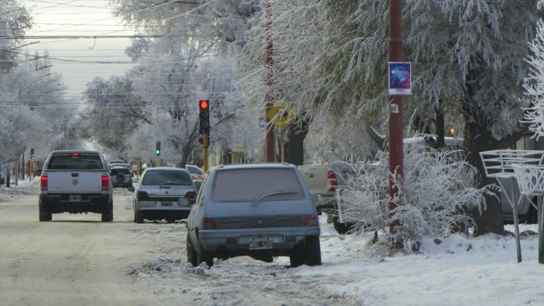 La ciudad de Río Gallegos bajo la nieve.