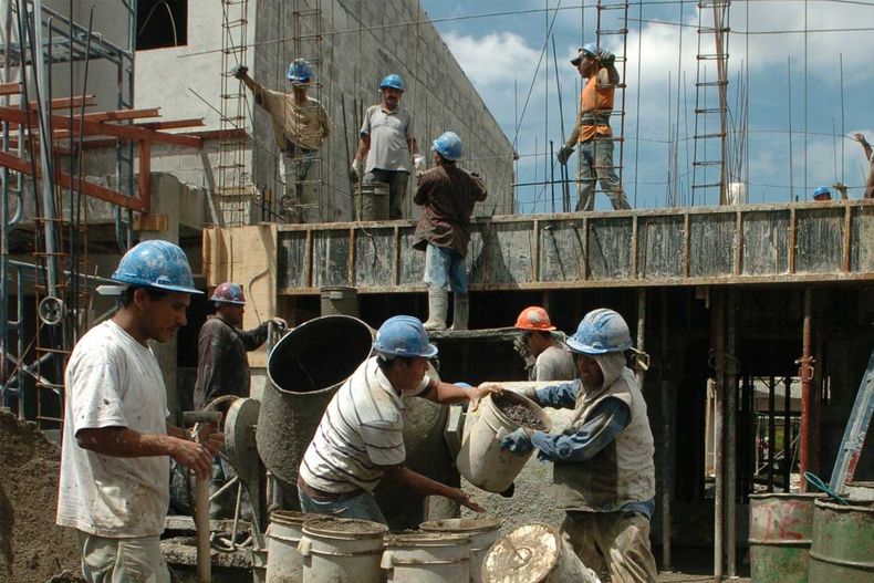 La informalidad laboral avanza en Argentina.