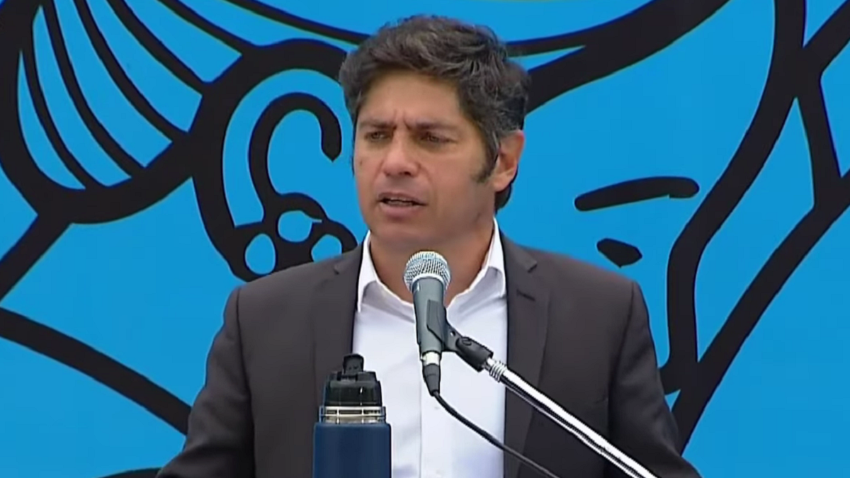 Axel Kicillof, en el Día de la Lealtad peronista: "Están en peligro las banderas de la independencia económica y de la soberanía política"