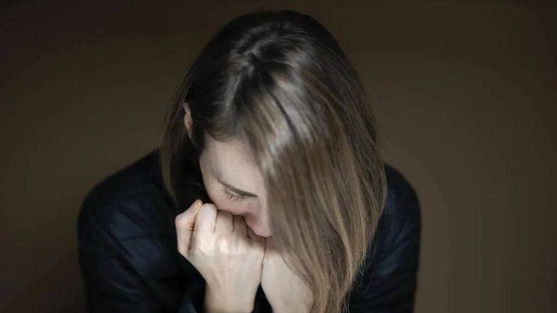 Especialistan aseguran que brindar soluciones a la persona deprimida agrava el cuadro.