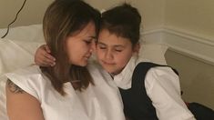 La primera foto de Amalia Granata, internada, junto a su hija: Solo sabemos amarnos y cuidarnos La primera foto de Amalia Granata, internada, junto a su hija: Solo sabemos amarnos y cuidarnos