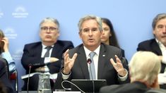 El Secretario de Finanzas, Pablo Quirno, anunció el resultado de la licitación. El Secretario de Finanzas, Pablo Quirno, anunció el resultado de la licitación.