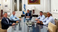 Los nuevos diputados mantuvieron una reunión con Martín Menem.&nbsp;