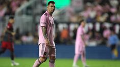 Messi recibió un fuerte golpe en el partido ante Montreal y trabajó diferenciado en la última práctica Messi recibió un fuerte golpe en el partido ante Montreal y trabajó diferenciado en la última práctica