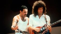 Freddie Mercury y Brian May Freddie Mercury y Brian May