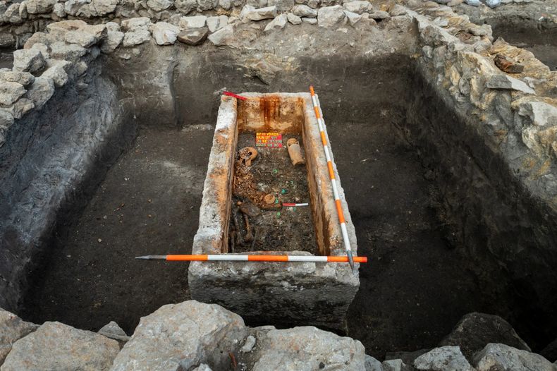 El hallazgo fue realizado por arquéologos pertenecientes al Museo de Historia de Budapest