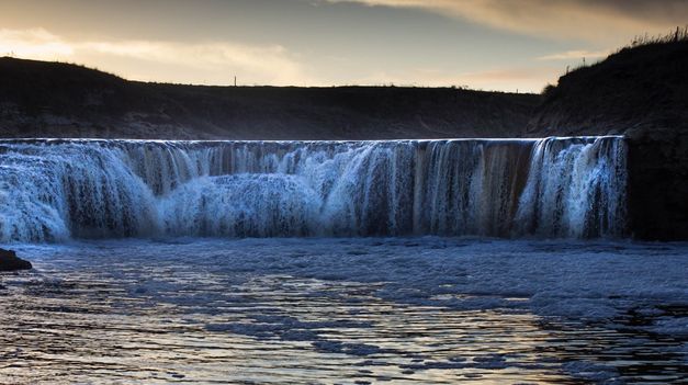La escapada cerca de Buenos Aires con una cascada que es ideal para ir en diciembre 2024 por lo barata que es.