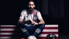 La nueva revolución está en marcha, con Messi a la cabeza. La nueva revolución está en marcha, con Messi a la cabeza.