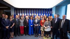 La vicepresidenta almorzó con representantes de 20 comunidades.