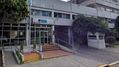 La Policía de la Ciudad frustró un intento de motín en una comisaría de Versalles. La Policía de la Ciudad frustró un intento de motín en una comisaría de Versalles.