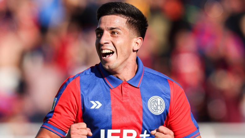 Cuello celebrando el gol definitorio ante Tigre.&nbsp;