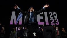 Milei durante el cierre de campaña en el Movistar Arena.