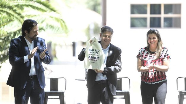 Axel Kicillof encabezó el acto en Ensenada.