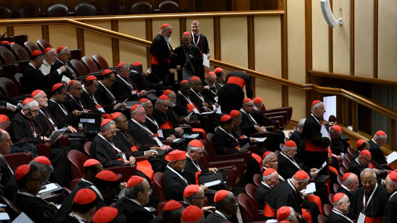 Dos cardenales no participarán del cónclave por problemas de salud.&nbsp;