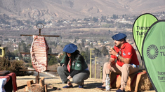 Esta pintoresca localidad se sitúa a más de 2000 metros sobre el nivel del mar. Esta pintoresca localidad se sitúa a más de 2000 metros sobre el nivel del mar.