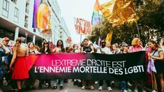 Multitudinaria Marcha del Orgullo LGBT+ en París. Multitudinaria Marcha del Orgullo LGBT+ en París.