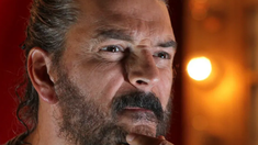 Arjona lanza su nuevo disco. Arjona lanza su nuevo disco.