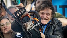 El Gobierno continúa con su plan de ajuste.