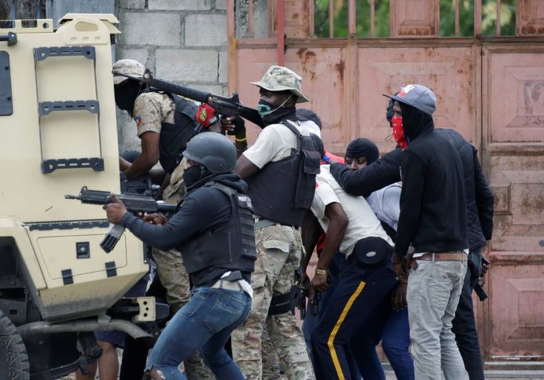 Hubo diez policías asesinados por bandas criminales en apenas dos semanas.